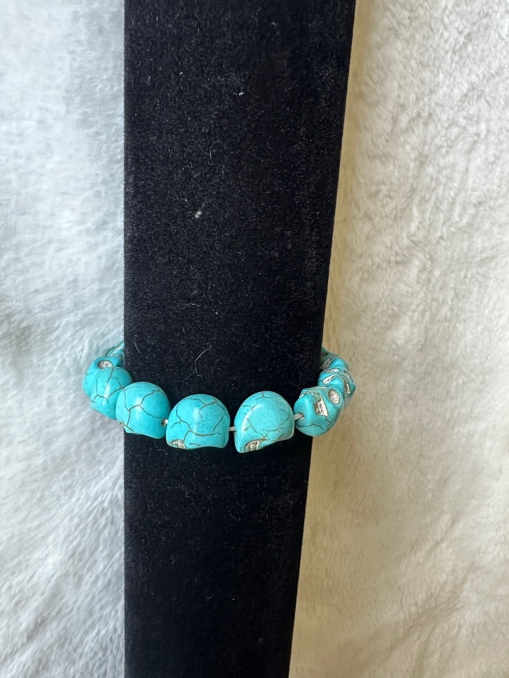 Turquoise Blue Skull Bead Stretch Bracelet